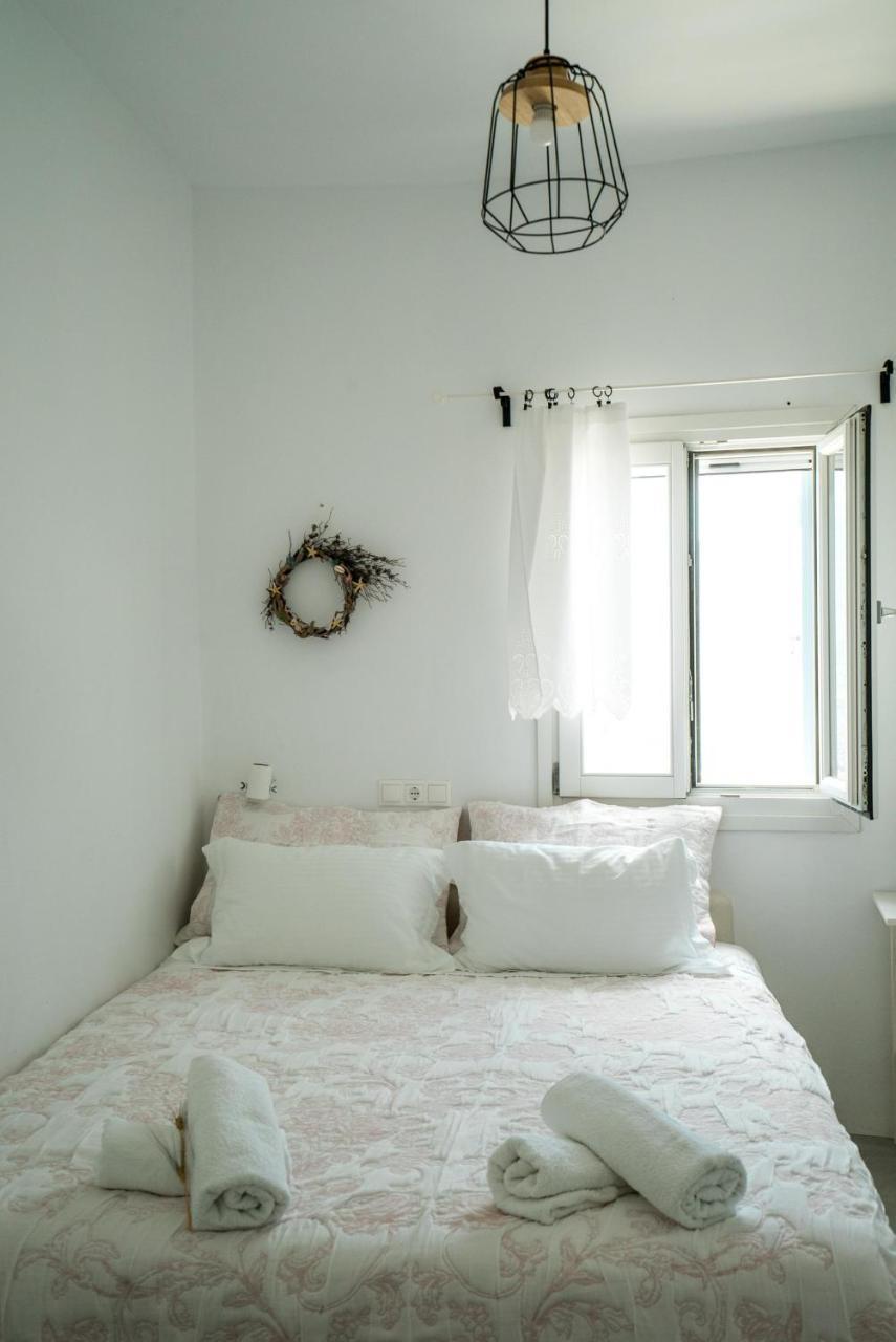Plori Studios And Apartments Эгиалис Экстерьер фото